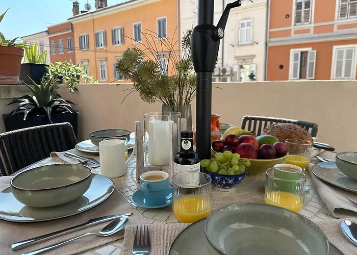 Διαμέρισμα 5c Luxury Ρόβινι