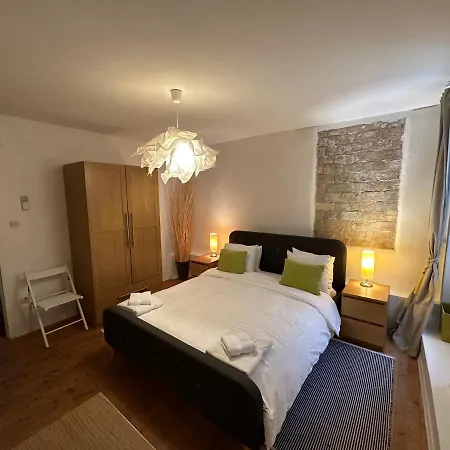 5c Luxury Apartman *